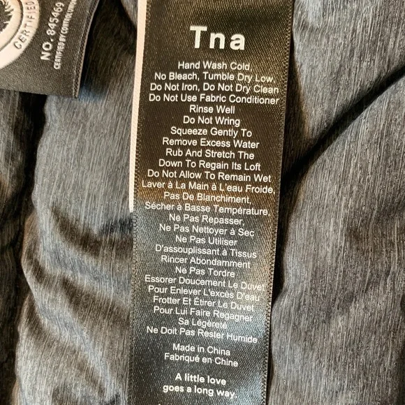 TNA women’s size small dark, charcoal, gray Hooded down Jacket - Picture 6 of 14